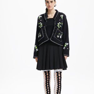 Hand embroidered decorative cotton pocket vertical Lapel knitted cardigan